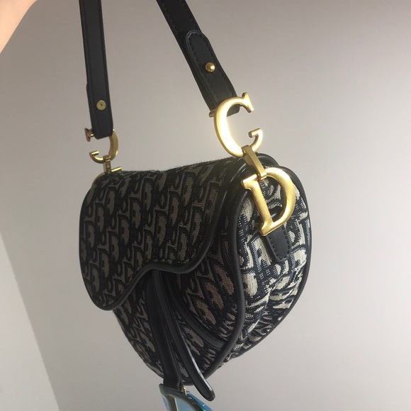 [SOLD] DIOR Saddle Bag Navy 💕💕 - Picture 7 of 9